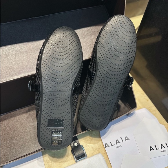 Alaia Black Mesh Flats - Picture 7 of 7